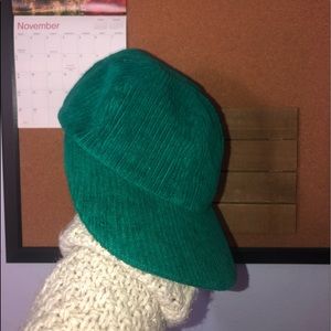 Urban Outfitters Green Corduroy Cap 🧢💚